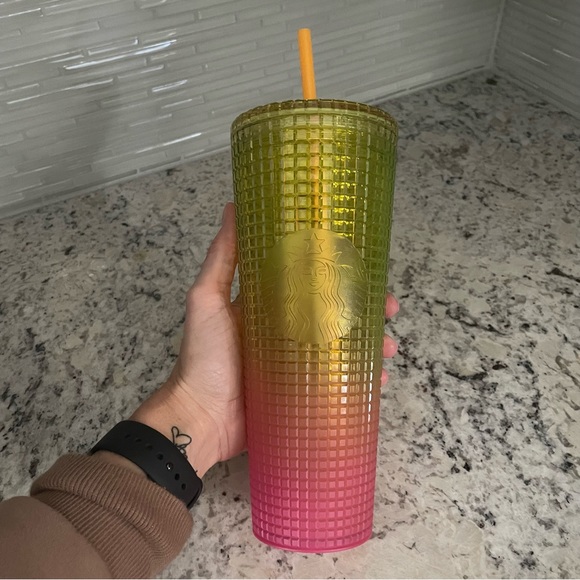 Starbucks Venti Pink Yellow Ombré Cold Cup - Picture 3 of 3